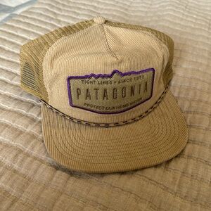 Patagonia Tan corduroy trucker - never worn